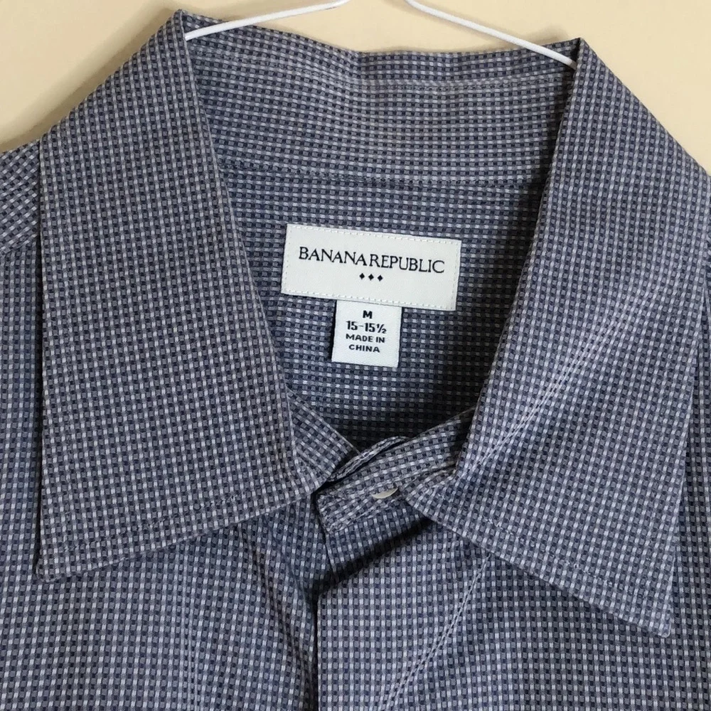Banana Republic Cuffed link button down shirt